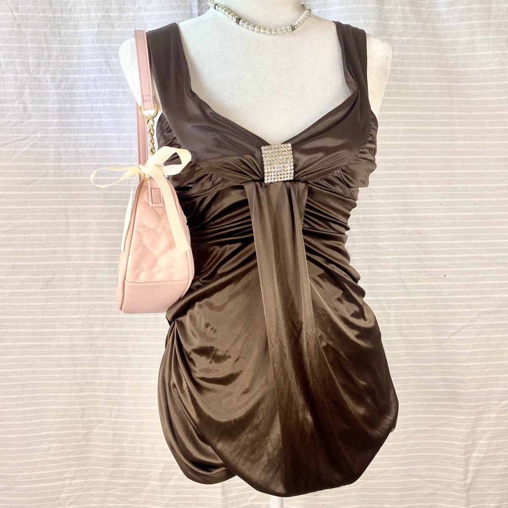 ♡ ruched sweetheart neckline cocktail mini dress with rhinestone brooch ♡